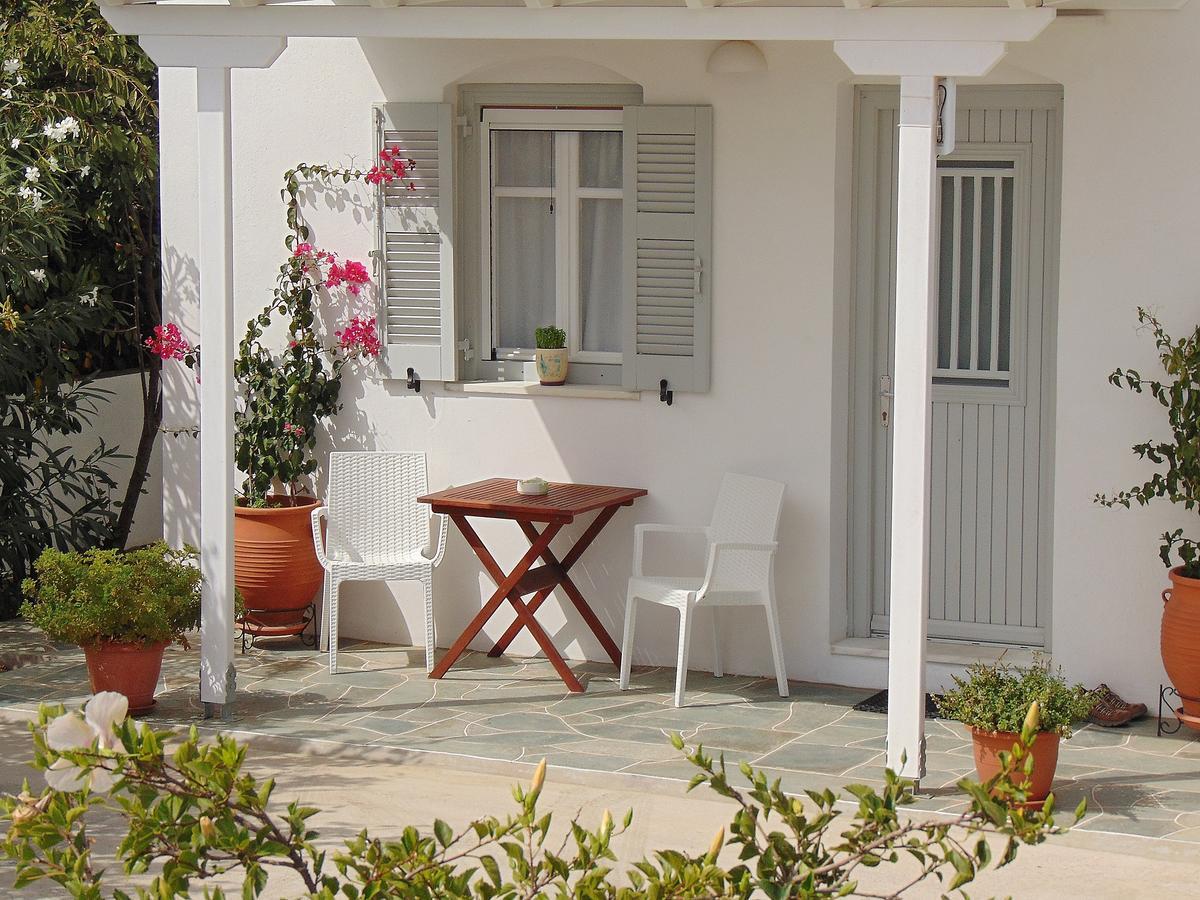 George'S Place Sifnos - Apartments Apollonía Esterno foto